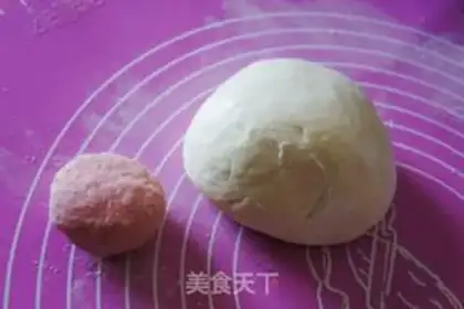 Make A mushroom with lilies step 5