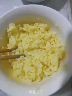 Make Gold egg fried rice step 3