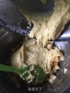 Make Quick-hand apple cake step 5