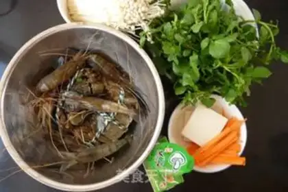 Make Seafood pan step 0