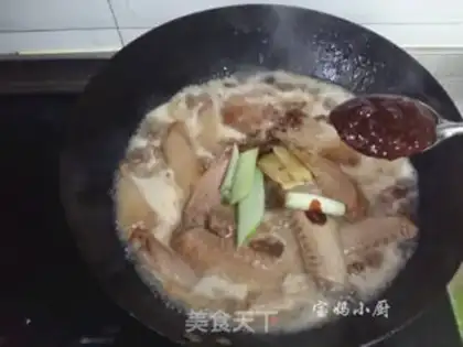 Make Red duck wings step 4