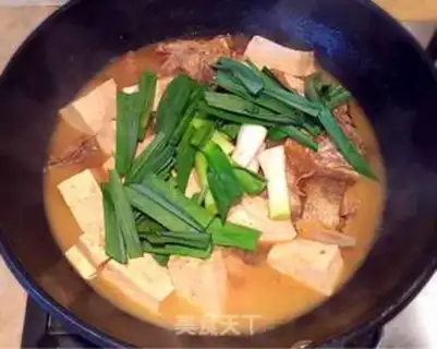 Make Home burning yellow fish step 3