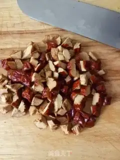 Make Red-tree cake step 1