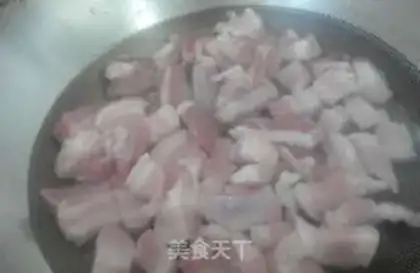 Make Red roast stew step 1