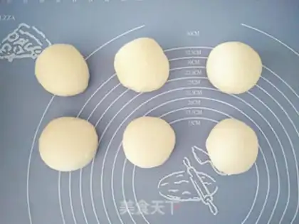 Make Cream eggs step 3