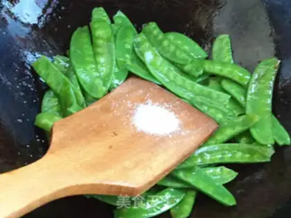 Make Garlic Dutch beans step 5