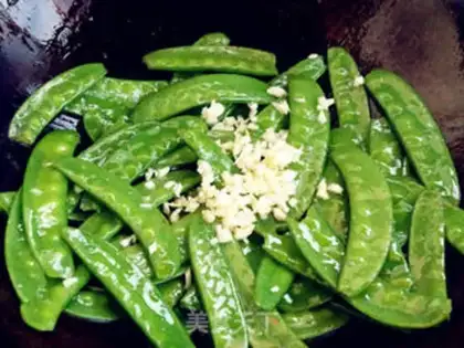 Make Garlic Dutch beans step 6