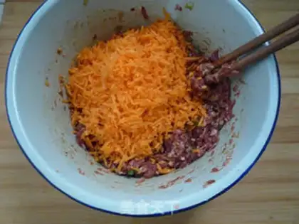 Make Pork carrot dumplings step 4