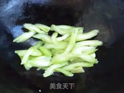 Make The Celery Lily step 3
