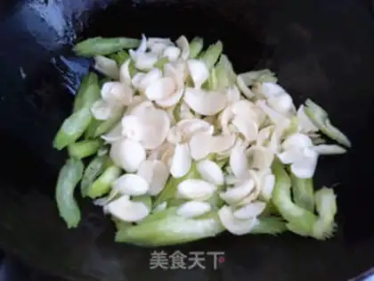 Make The Celery Lily step 4