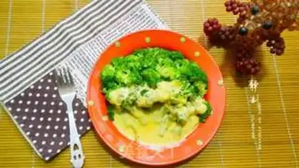 Make Milky cheese and broccoli step 3