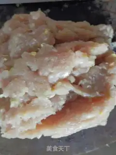 Make A big, fat, fat, yellow pot sticker step 0