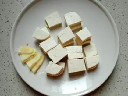 Make Tofu soup step 0
