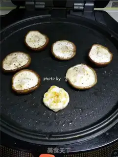 Make Frozen chicken burger step 7