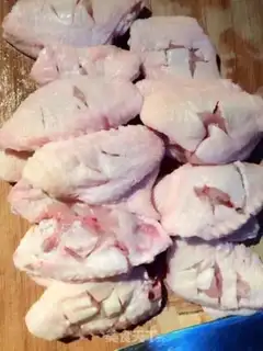Make Red chicken wings step 0