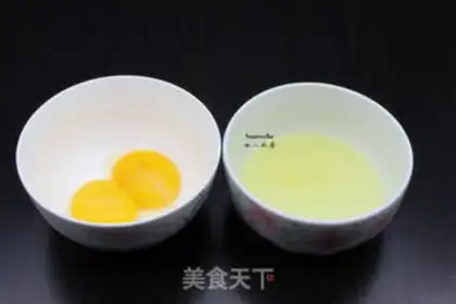 Make Three-coloured eggs step 2
