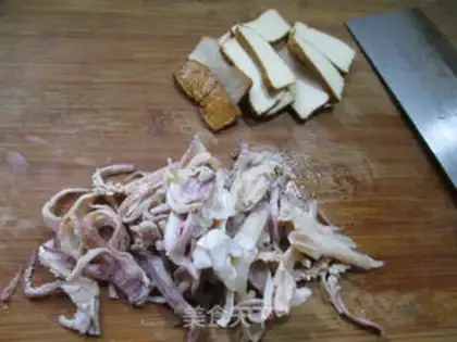 Make Dutch soy-dry squid shavings step 1