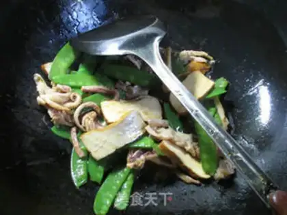 Make Dutch soy-dry squid shavings step 8