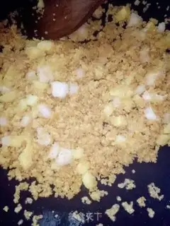 Make Rice and fruit fried rice step 6