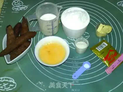 Make A melon banana bread step 0