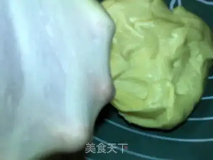 Make A melon banana bread step 3
