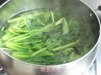 Make Spinachball soup step 1