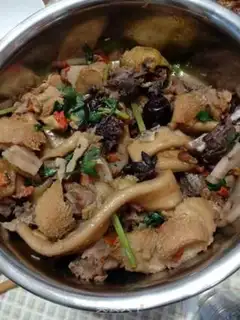 Make Monkey-head mushroom chicken chow step 4