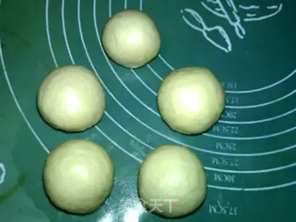 Make A melon banana bread step 6