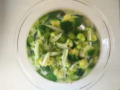 Make Cracker orchid step 2