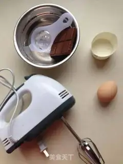 Make Homemade chocolate ice cream step 0