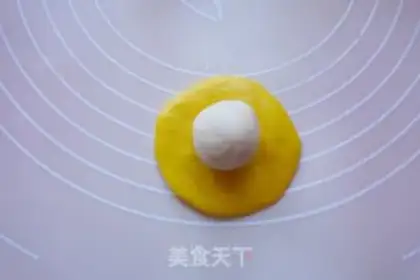 Make Yuenbao Souffle step 3