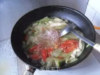 Make A fan of ketchup step 7