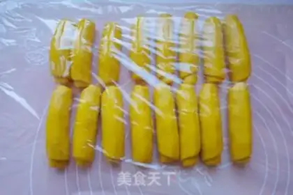 Make Yuenbao Souffle step 7