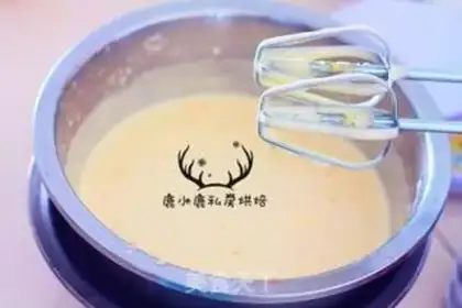 Make Sakura cheesecake step 2