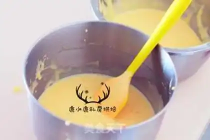 Make Sakura cheesecake step 4