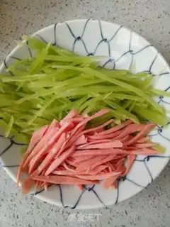 Make A ham mix fan step 2
