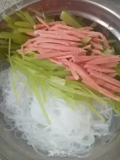 Make A ham mix fan step 7