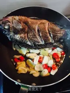 Make Fries of fried fish step 1