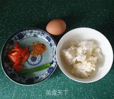 Make Egg rice cake step 0