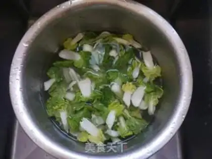 Make Garlic ham yellow cabbage step 0
