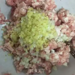 Make Egg rolls step 1