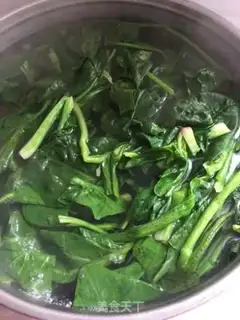 Make Spinach noodles step 0