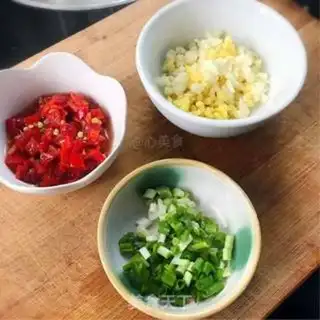 Make Precious chicken wings step 1