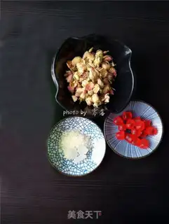 Make Rose tea step 0