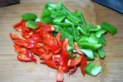 Make Paprika with elbows step 2