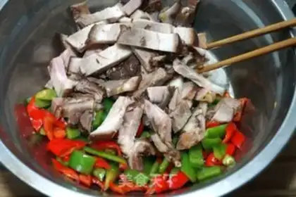 Make Paprika with elbows step 4