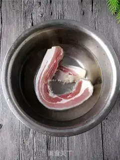 Make Fried pork step 1