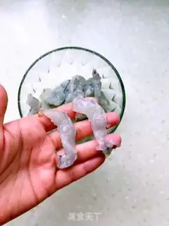 Make Shrimp rolls step 2