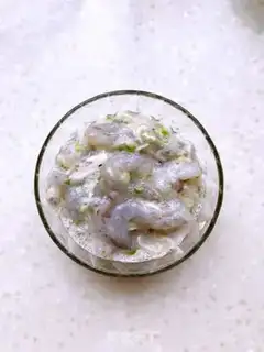 Make Shrimp rolls step 3