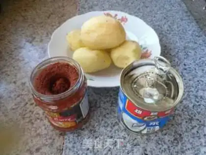 Make Red curry potatoes step 0